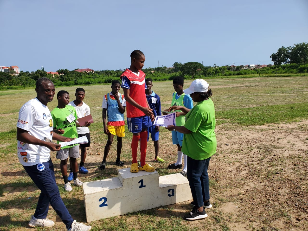 The Shai-Osudoku District Education Directorate has won the Zone 2 Inter-District Sports Festival held at the Tema Secondary School.