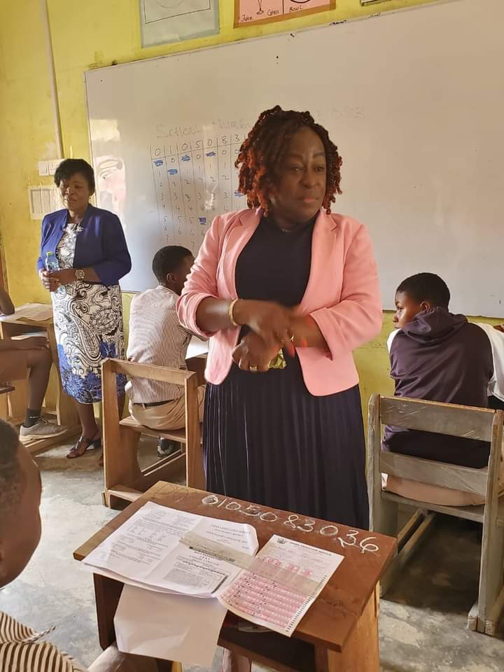 THE DCE OF SHAI-OSUDOKU DISTRICT HAS SPONSORED A MOCK FOR JSS 3 STUDENTS..