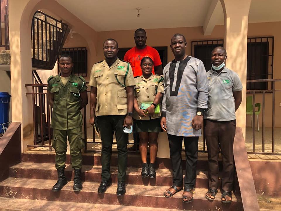 Park Manager Pays Courtesy Call On Chief Executive(Soda)