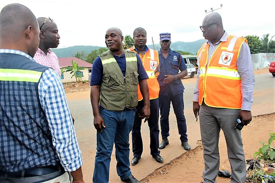 DCE Tours Flood Prone Areas in the District