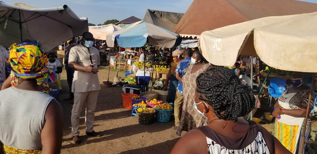 Hon-Daniel Teye Akuffo working visit to Dodowa Market, SODA