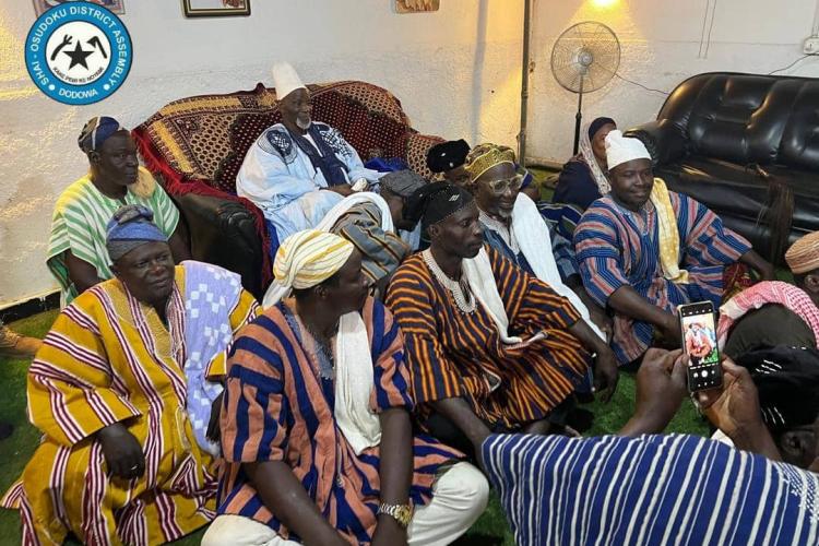 Ya-Na Abukari II pays courtesy call on Dagomba Chief of Shai-Osudoku at Doryumu...  #moreonthissoon#