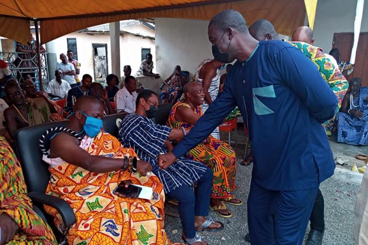 DCE Donates to Osudoku Traditional Council.